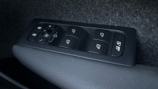 Volvo XC40 2.0 B3P Core 5dr Auto Petrol Estate